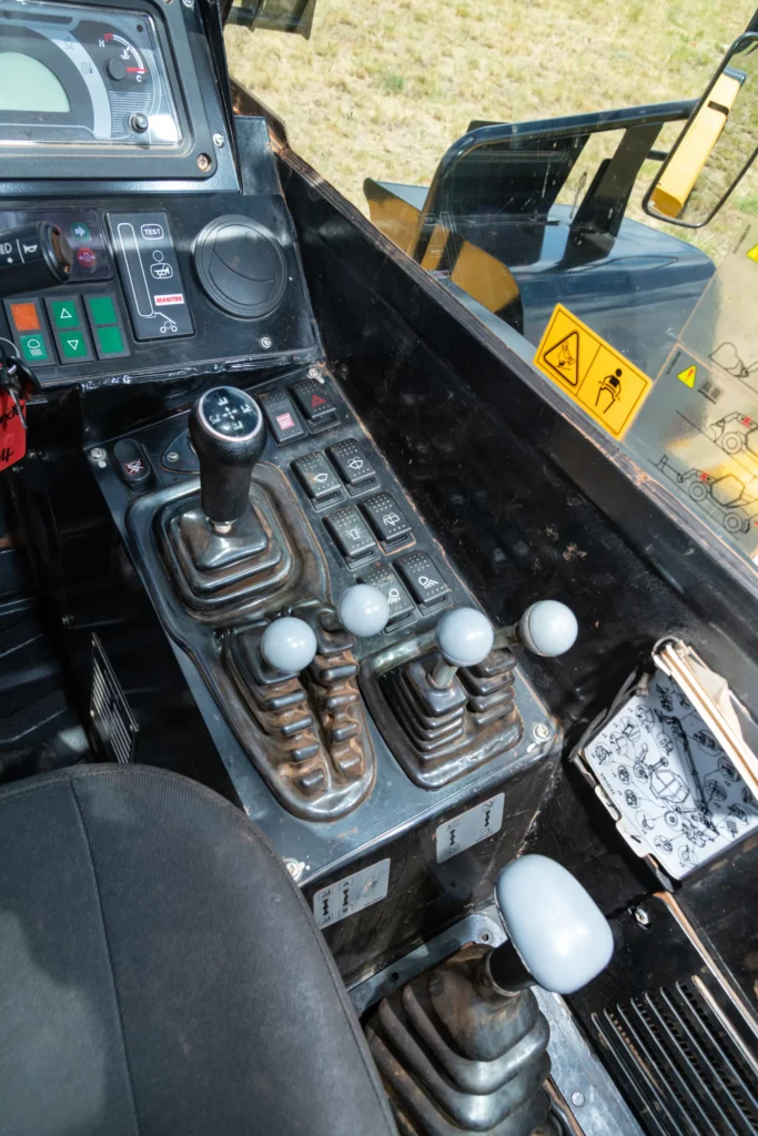 detail telescopic handler tx 4017 gehl 009