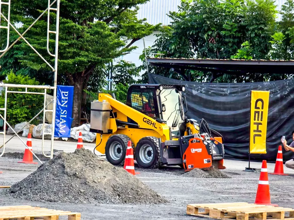 LINE ALBUM งาน GEHL 141168 251118 41