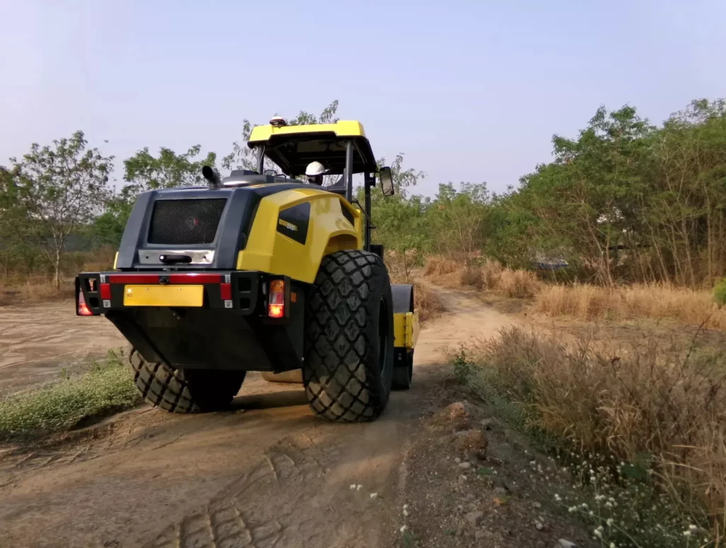 imgi 32 2024 11 BW212 5CL 007